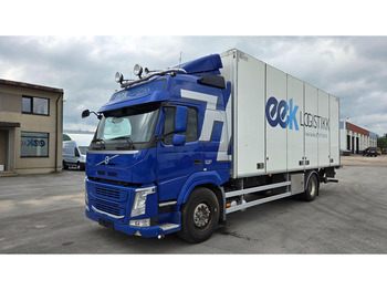 Camião furgão VOLVO FM 330