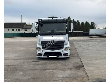 Locação financeira de Mercedes Actros 2348 S Mercedes Actros 2348 S: foto 2 Locação financeira de Mercedes Actros 2348 S Mercedes Actros 2348 S: foto 2