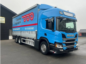 Camião de caixa aberta/ Plataforma SCANIA P 450
