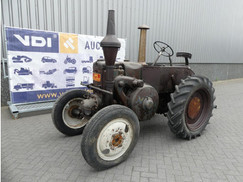 Trator LANZ BULLDOG