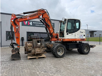 Escavadeira de rodas TEREX