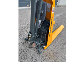 Locação financeira de Jungheinrich Scherenhubwagen AMX 10e Jungheinrich Scherenhubwagen AMX 10e: foto 4