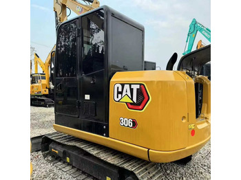 Escavadeira CATERPILLAR 306E2