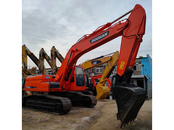 Escavadeira DOOSAN DH220