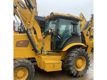 Retroescavadeira CATERPILLAR 420F2