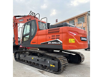 Escavadora de rastos DOOSAN DX225LCA