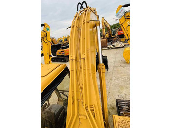 Escavadora de rastos Super Good Condition Japanese Made Used Cat 320b 320bl Hydraulic Tracked Excavator At Favorable Price In Shanghai: foto 4