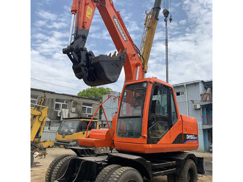 Escavadora de rastos DOOSAN DH60-7
