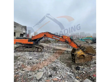 Locação financeira de  low price Used Doosan excavator DX520LC-9C in good condition for sale low price Used Doosan excavator DX520LC-9C in good condition for sale: foto 1