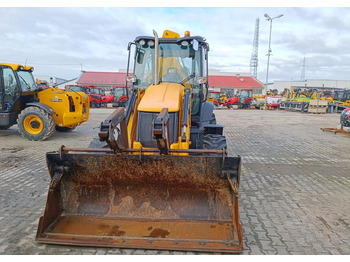 Retroescavadeira JCB 3CX: foto 3