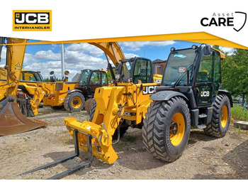 Empilhador telescópico JCB