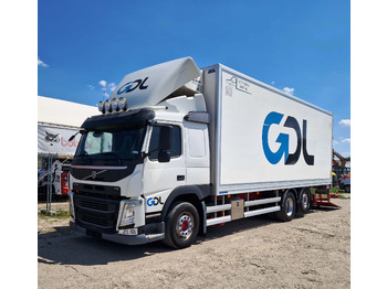 Camião frigorífico VOLVO FM