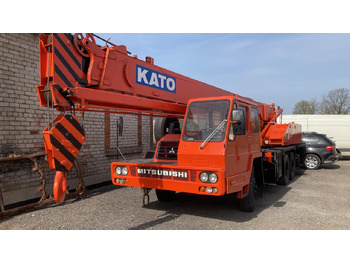 Grua móvel KATO