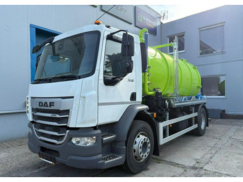 Caminhão de lixo DAF