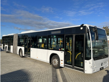 Autocarro articulado Mercedes-Benz Conecto G (LF) - 40 Sitze + 101 Stehpl. + 1 Rollstuhl: foto 1
