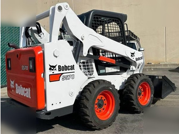 Mini pá carregadora BOBCAT S590