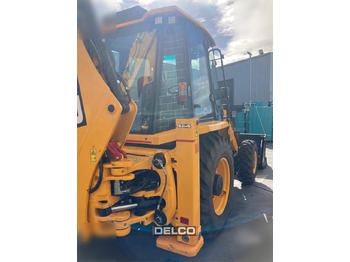 Retroescavadeira JCB 3DX
