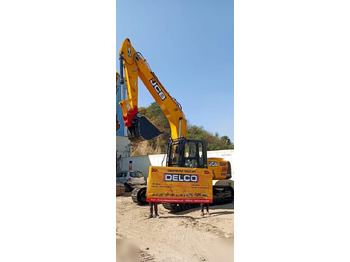 Locação financeira de JCB JS210 LC JCB JS210 LC: foto 2