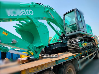 Escavadora de rastos novo KOBELCO SK220: foto 2