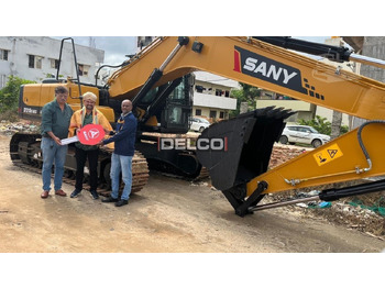 Escavadora de rastos novo SANY SY215C-9LC: foto 2