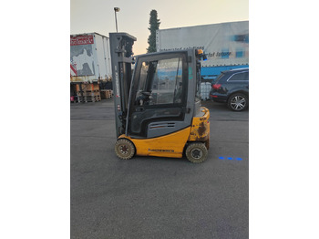 Empilhador elétrico JUNGHEINRICH EFG 316