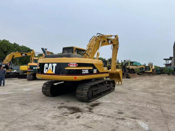 Locação financeira de  CAT 320BL CAT 320BL: foto 3