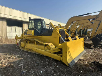 Buldôzer Komatsu D85E: foto 4 Buldôzer Komatsu D85E: foto 4