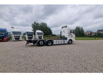 Camião transportador de contêineres/ Caixa móvel MAN TGX 26.420: foto 5