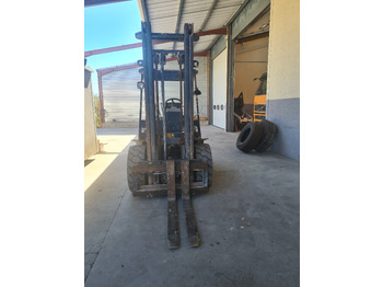 Equipamento de movimentação KOMATSU FD40-4: foto 3