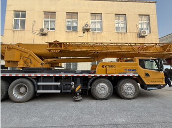 Grua móvel XCMG QY70KC