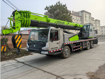 Grua móvel ZOOMLION ZTC250V