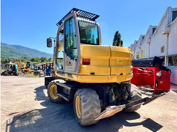 Escavadeira de rodas New Holland MH 2.6 PELLE A PNEUS 10T: foto 3