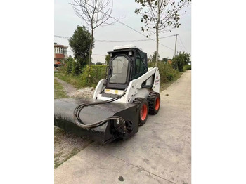 Mini pá carregadora BOBCAT S16