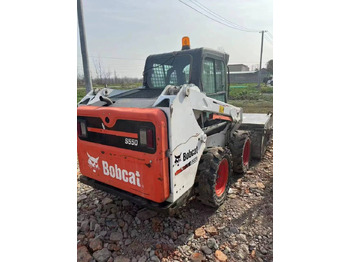 Pá carregadora de rodas BOBCAT S550