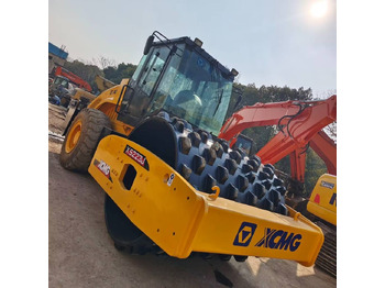 Compactador XCMG XS223J