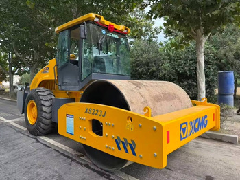 Compactador XCMG XS223J