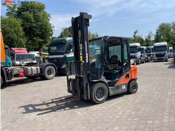 Empilhador a diesel DOOSAN