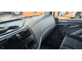 Carrinha de contentor Mercedes-Benz 818L LBW, Luftfederung: foto 3
