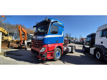 Tractor MERCEDES-BENZ