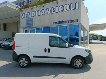 Furgão FIAT Doblo Cargo