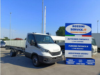 Veículo comercial IVECO Daily 35c16