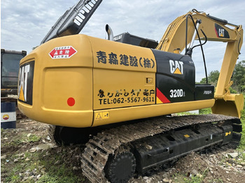 Escavadora de rastos Caterpillar 320D2: foto 3