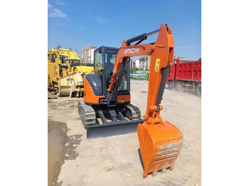 Mini escavadeira Hitachi ZX35-5A: foto 3