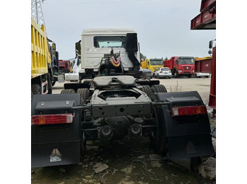 Tractor novo Howo 371: foto 3