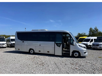 Minibus, Furgão de passageiros novo Iveco Daily: foto 3