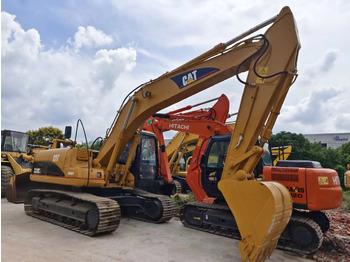 Escavadora de rastos CATERPILLAR 320C