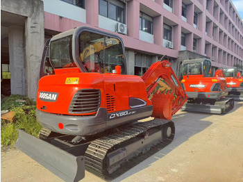 Mini escavadeira DOOSAN DX60