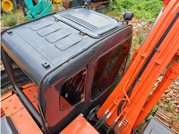 Escavadora de rastos HITACHI EX120-5: foto 2 Escavadora de rastos HITACHI EX120-5: foto 2