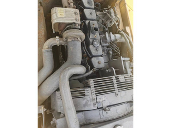 Escavadora de rastos KOMATSU PC200-7: foto 5
