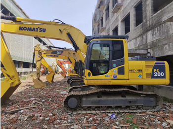 Escavadora de rastos KOMATSU PC200-8